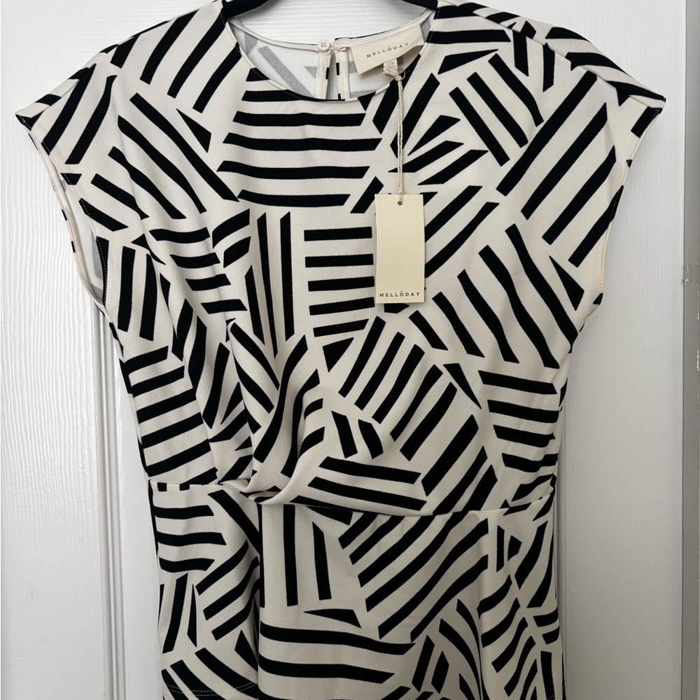 MELLODAY Black and White Patterned Top